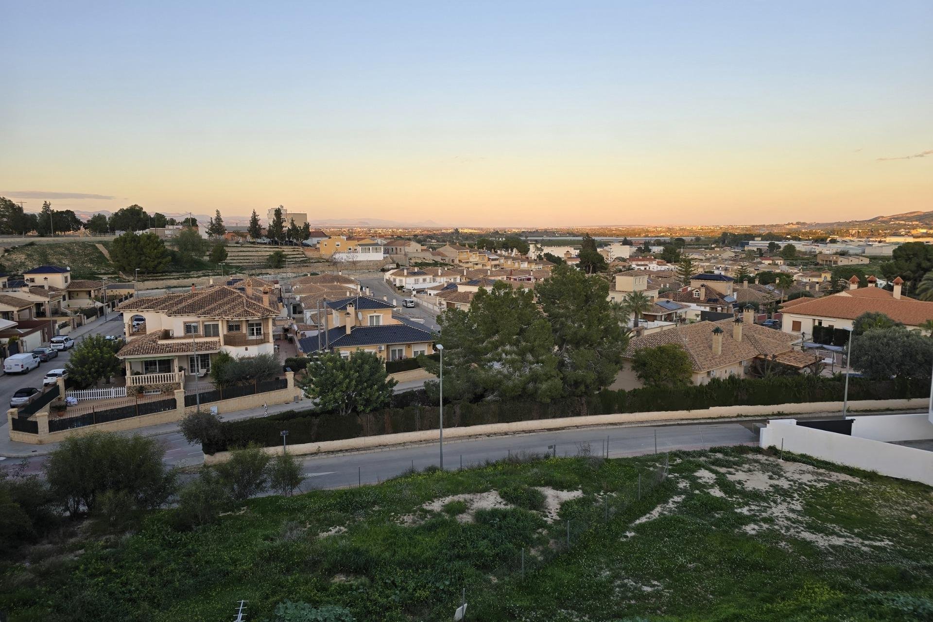 Neue Gebäude - Town House - Bigastro - pueblo