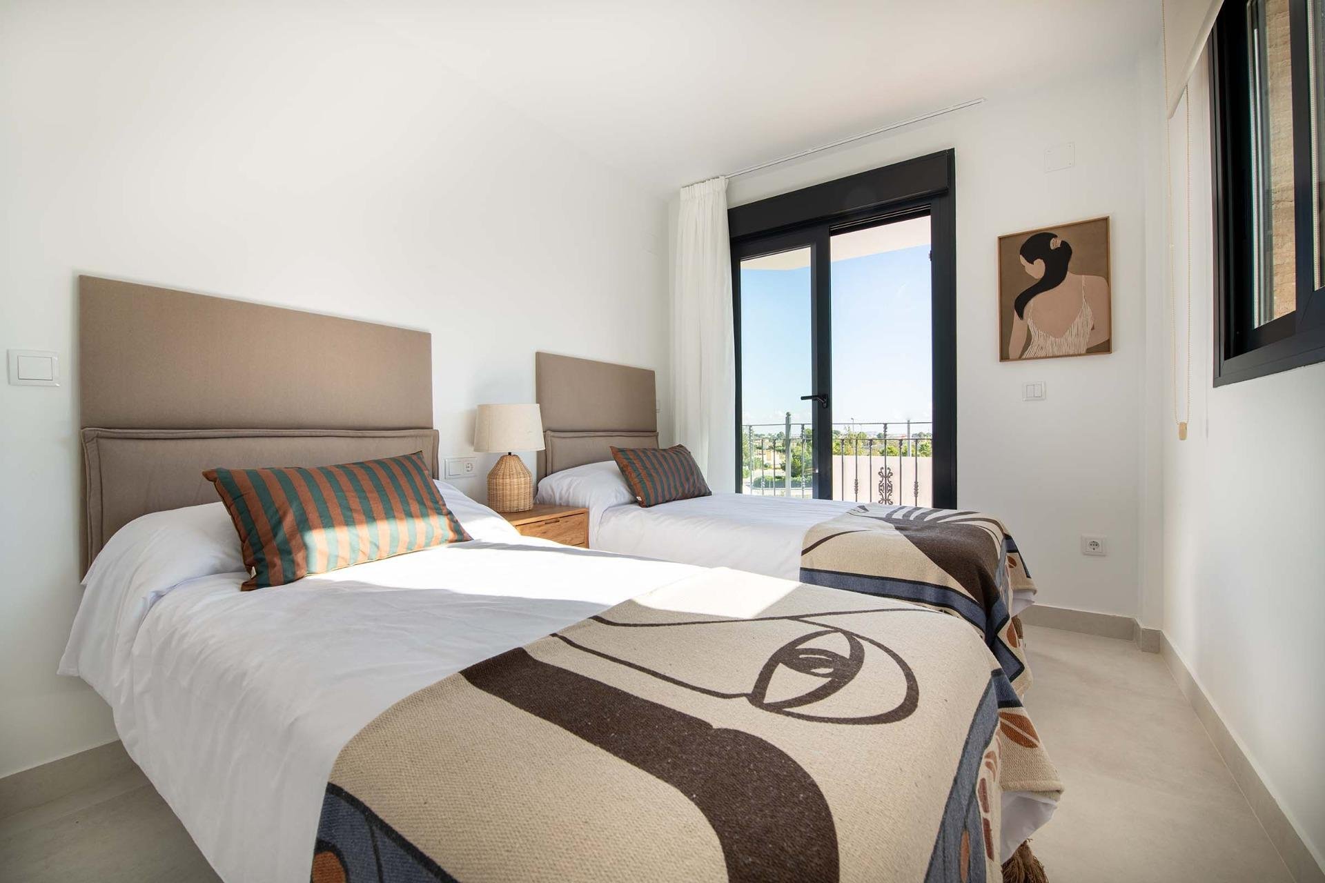 Neue Gebäude - Town House - Cox - San Fernando