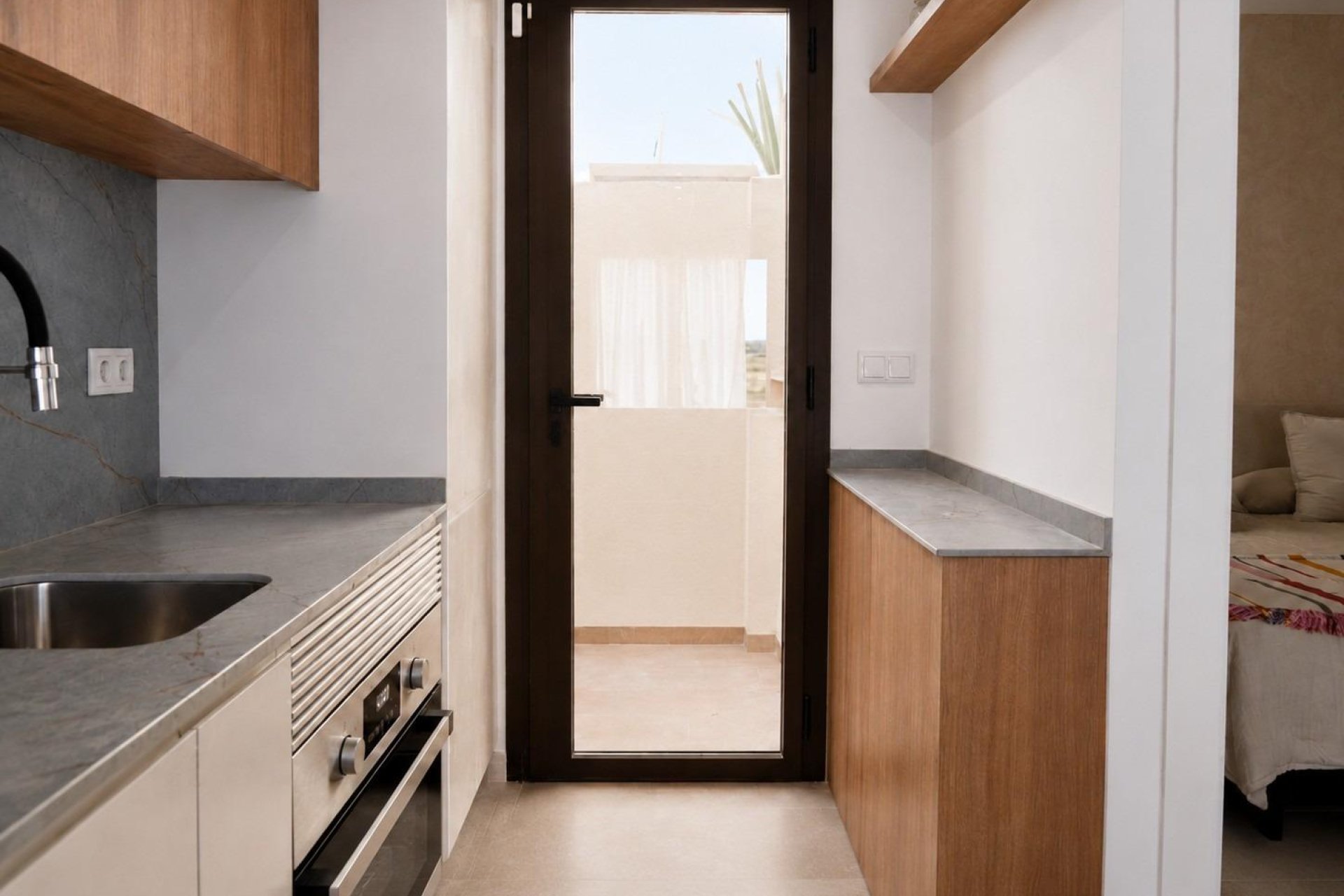 Neue Gebäude - Town House - Dolores - Sector 2