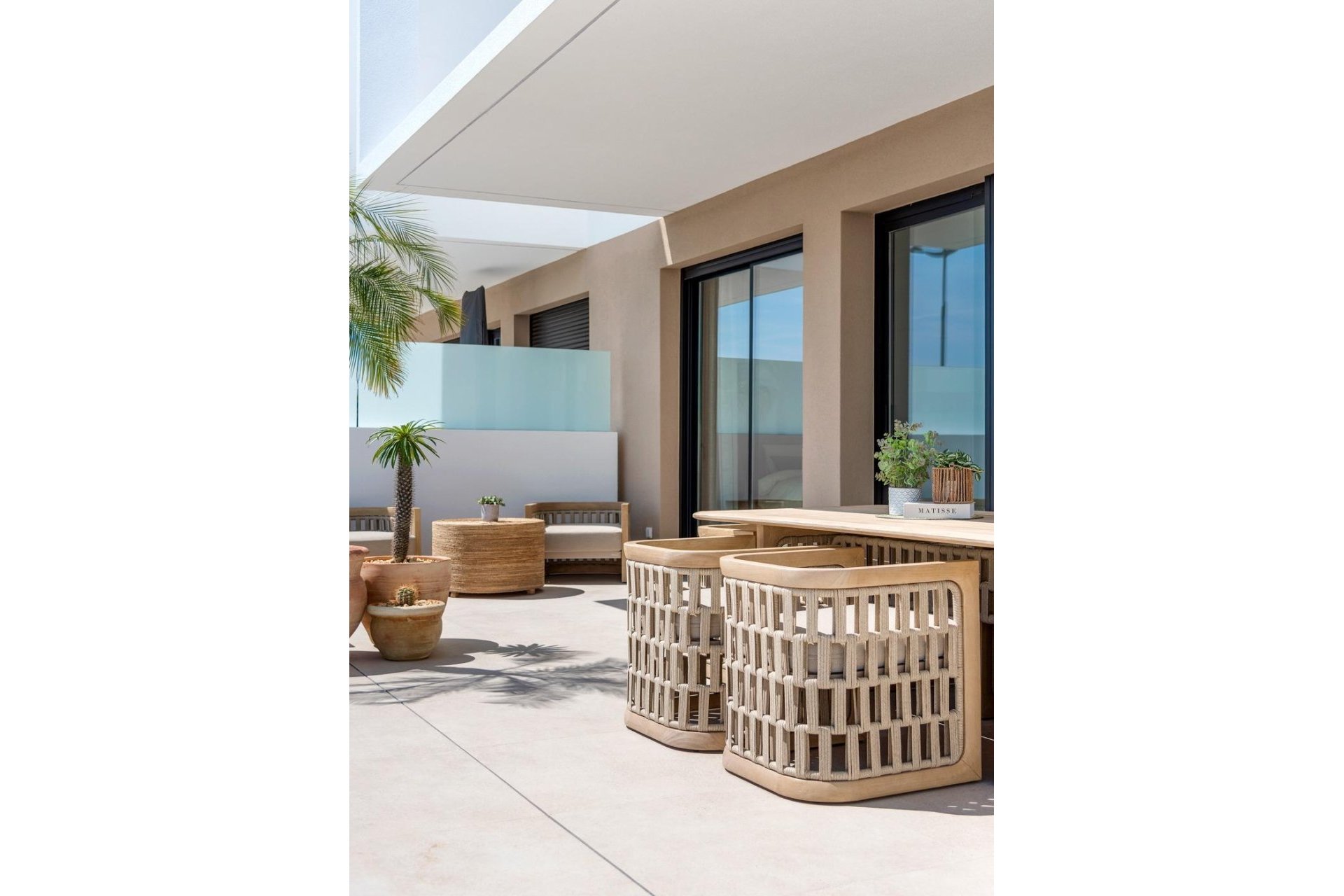 Neue Gebäude - Town House - Dolores - Sector 3