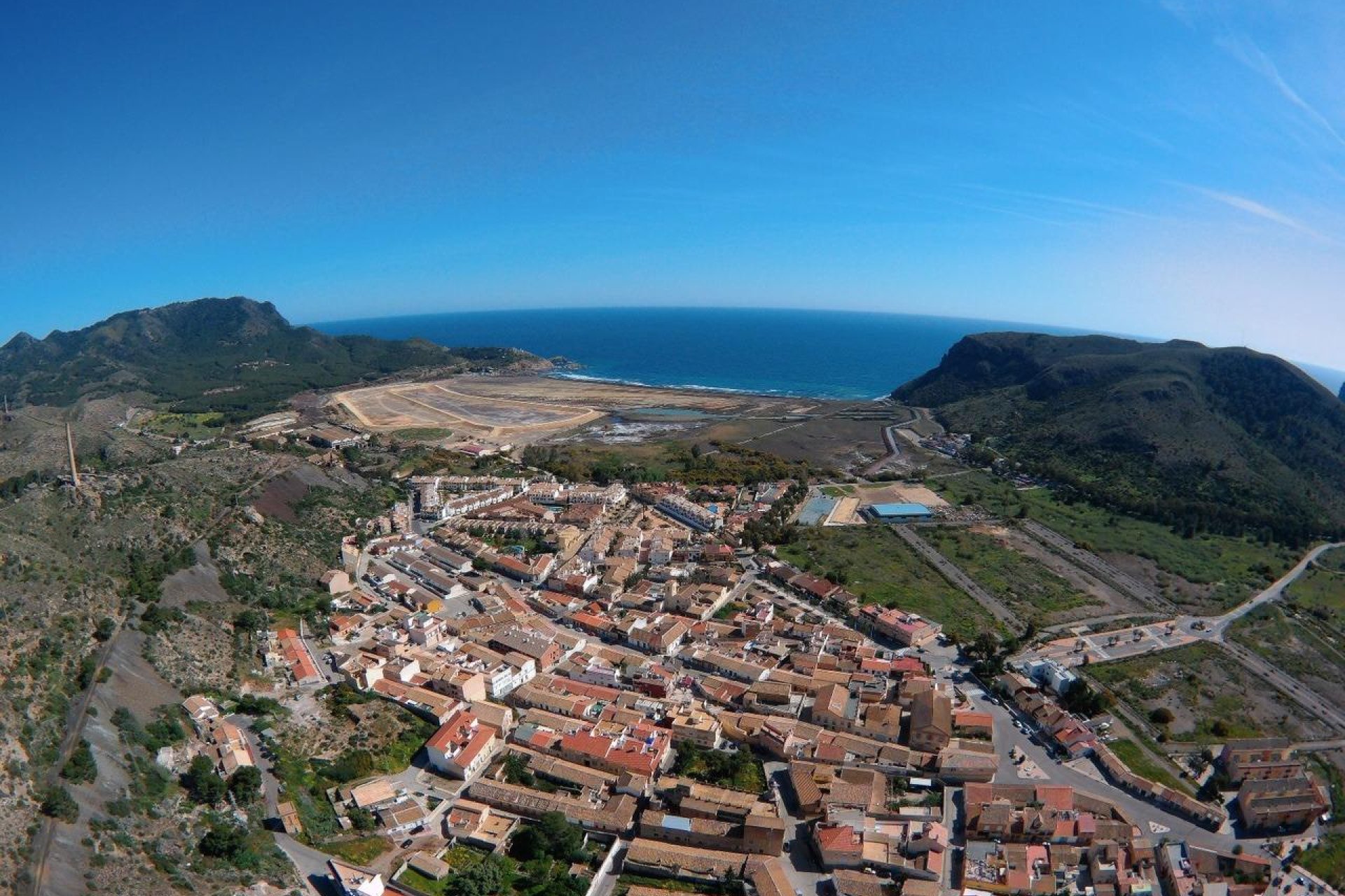 Neue Gebäude - Town House - La Union - centro