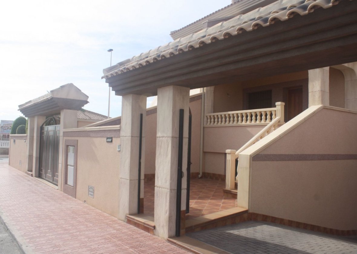 Neue Gebäude - Town House - Torrevieja - Los Altos