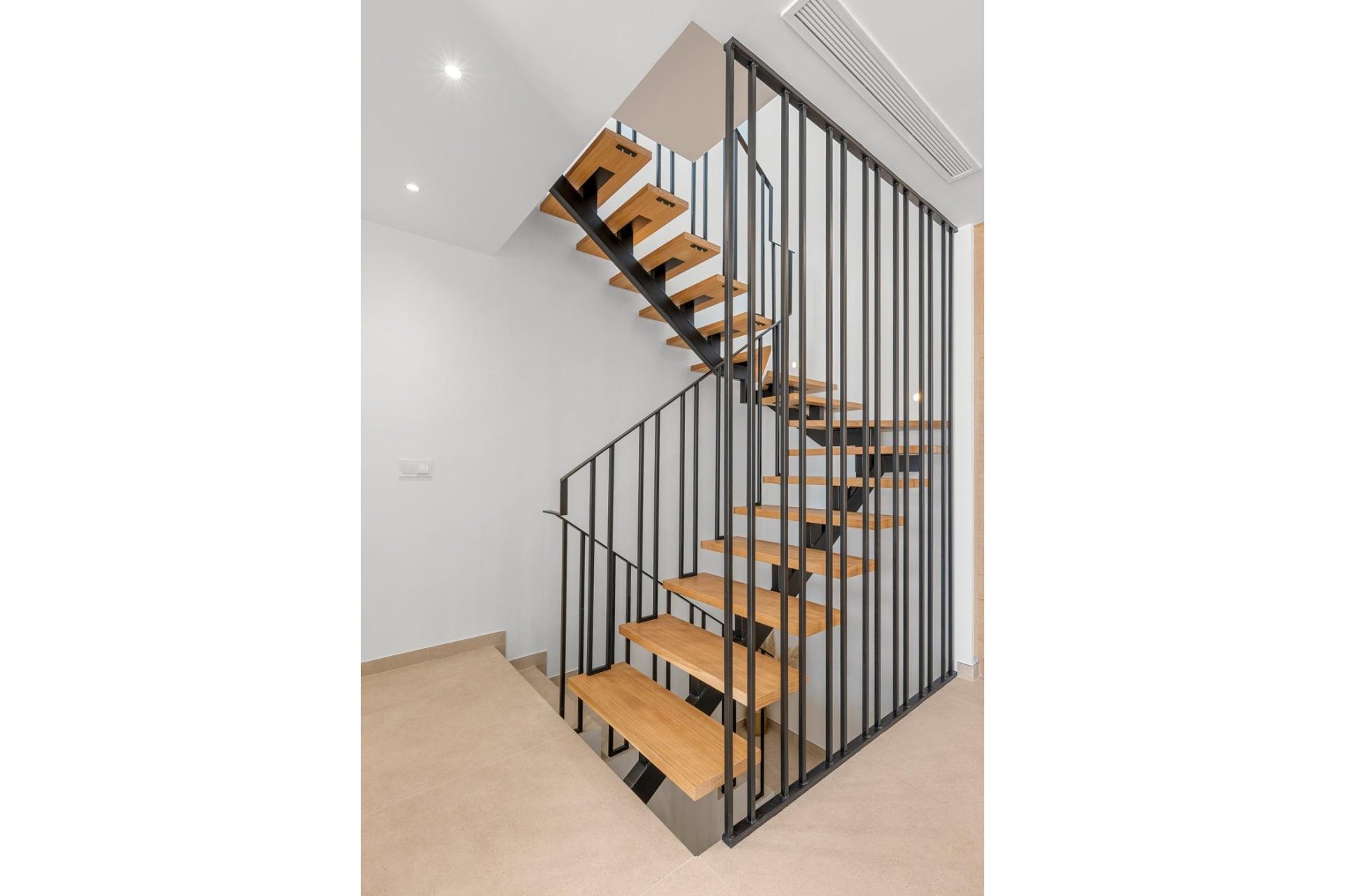 Neue Gebäude - Villa - Dolores - Sector 3