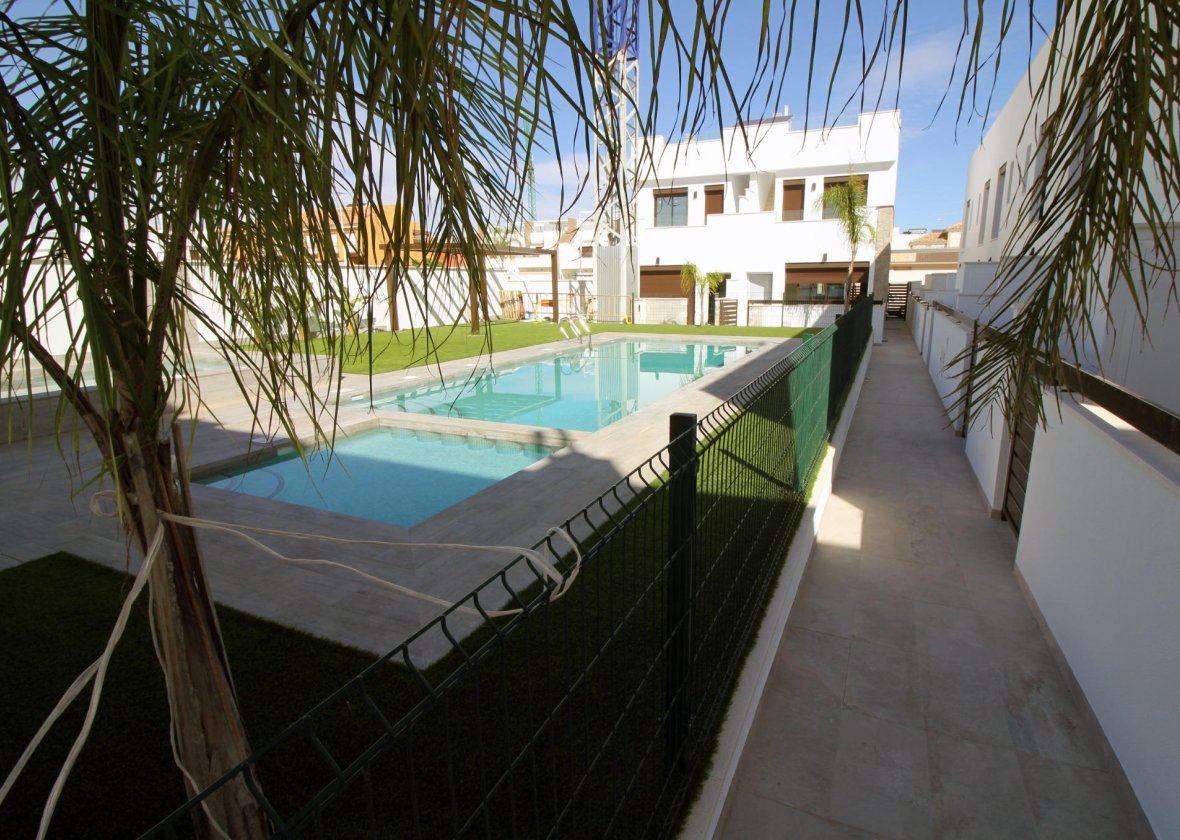 Neue Gebäude - Villa - Pilar de la Horadada - parque Andromeda