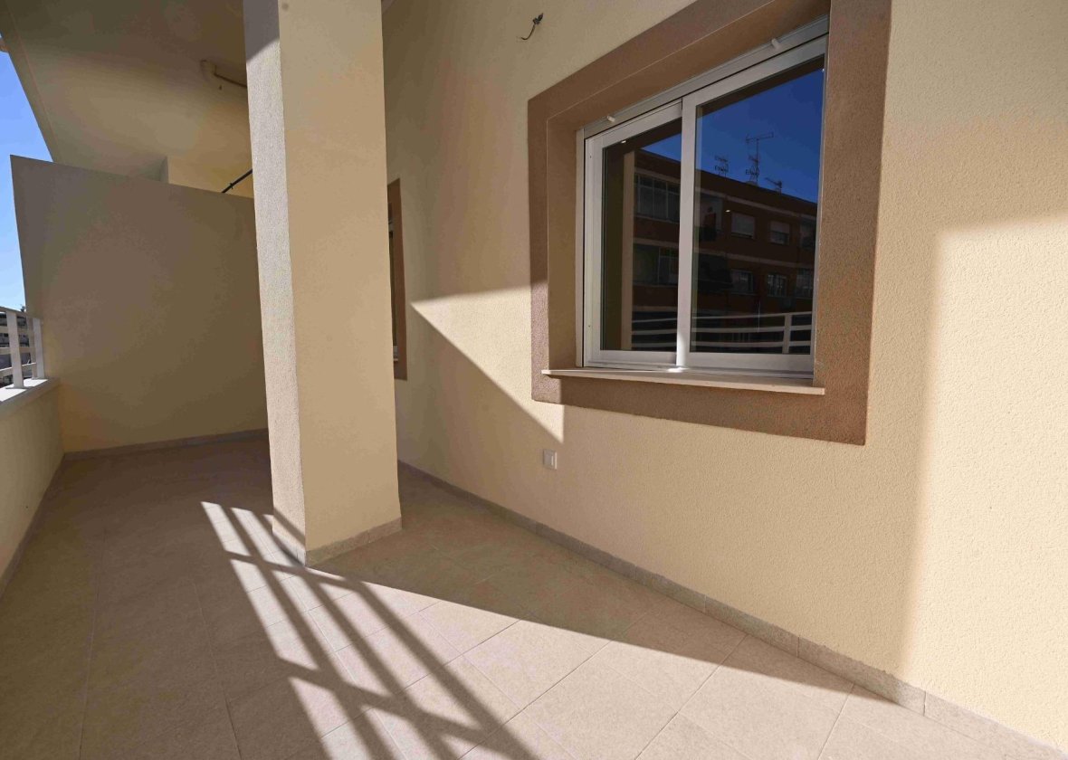 Neue Gebäude - Wohnung - Torrevieja - Centro