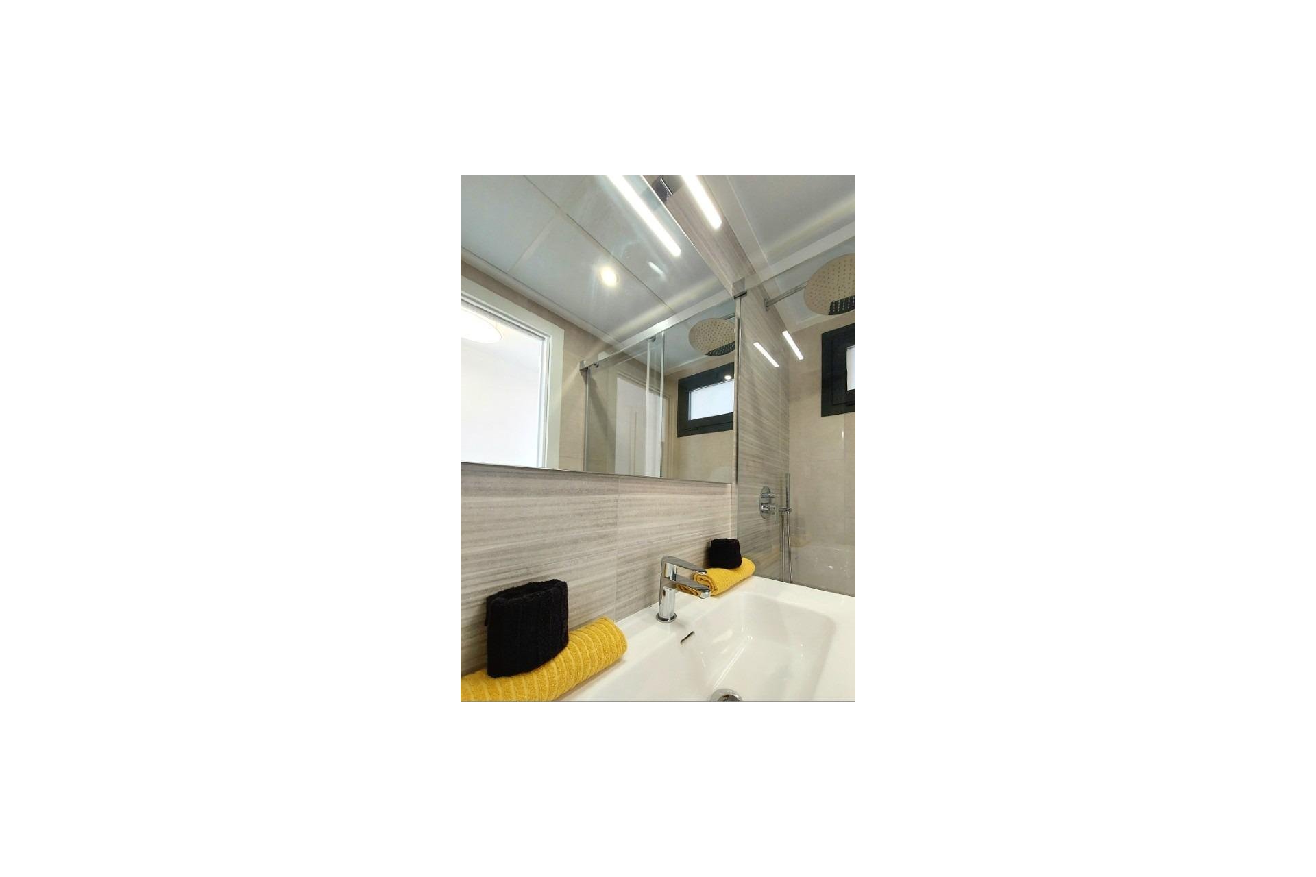 Obra nueva - Apartamento / piso - San Miguel de Salinas - Pueblo