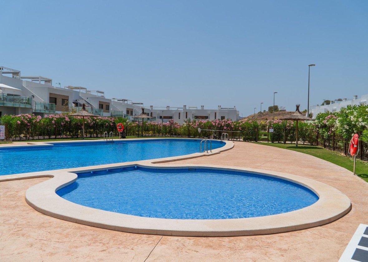Obra nueva - Bungalow - Orihuela - Vistabella Golf