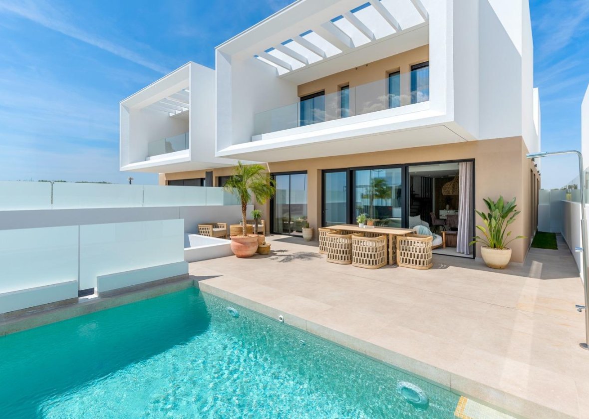 Obra nueva - Villa - Dolores - Sector 3