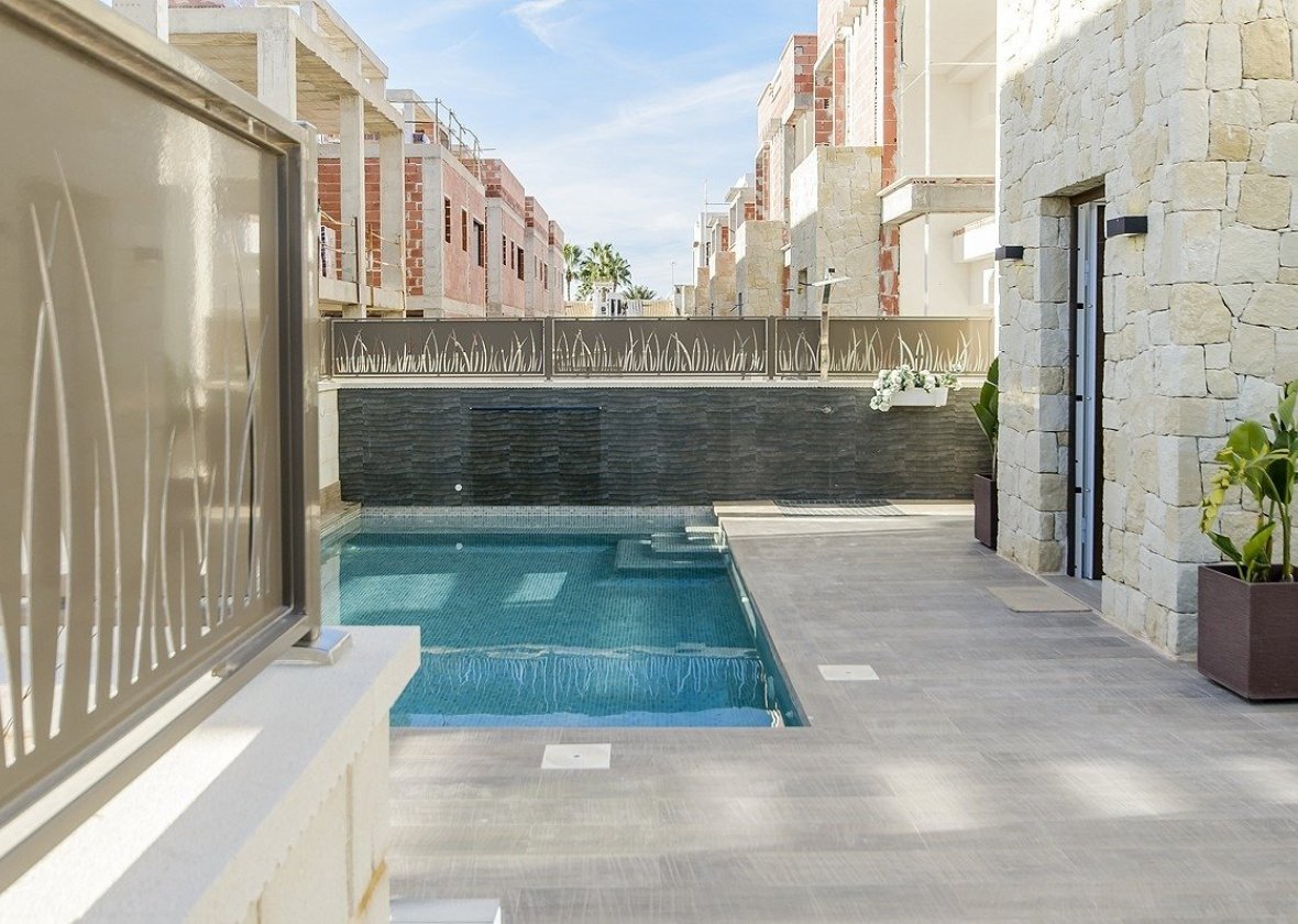 Obra nueva - Villa - Los Montesinos - La Herrada
