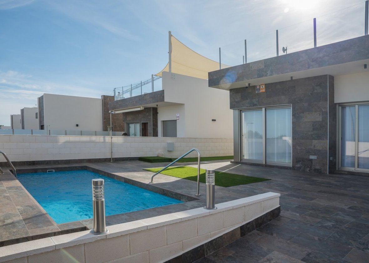 Obra nueva - Villa - Orihuela Costa - PAU 8