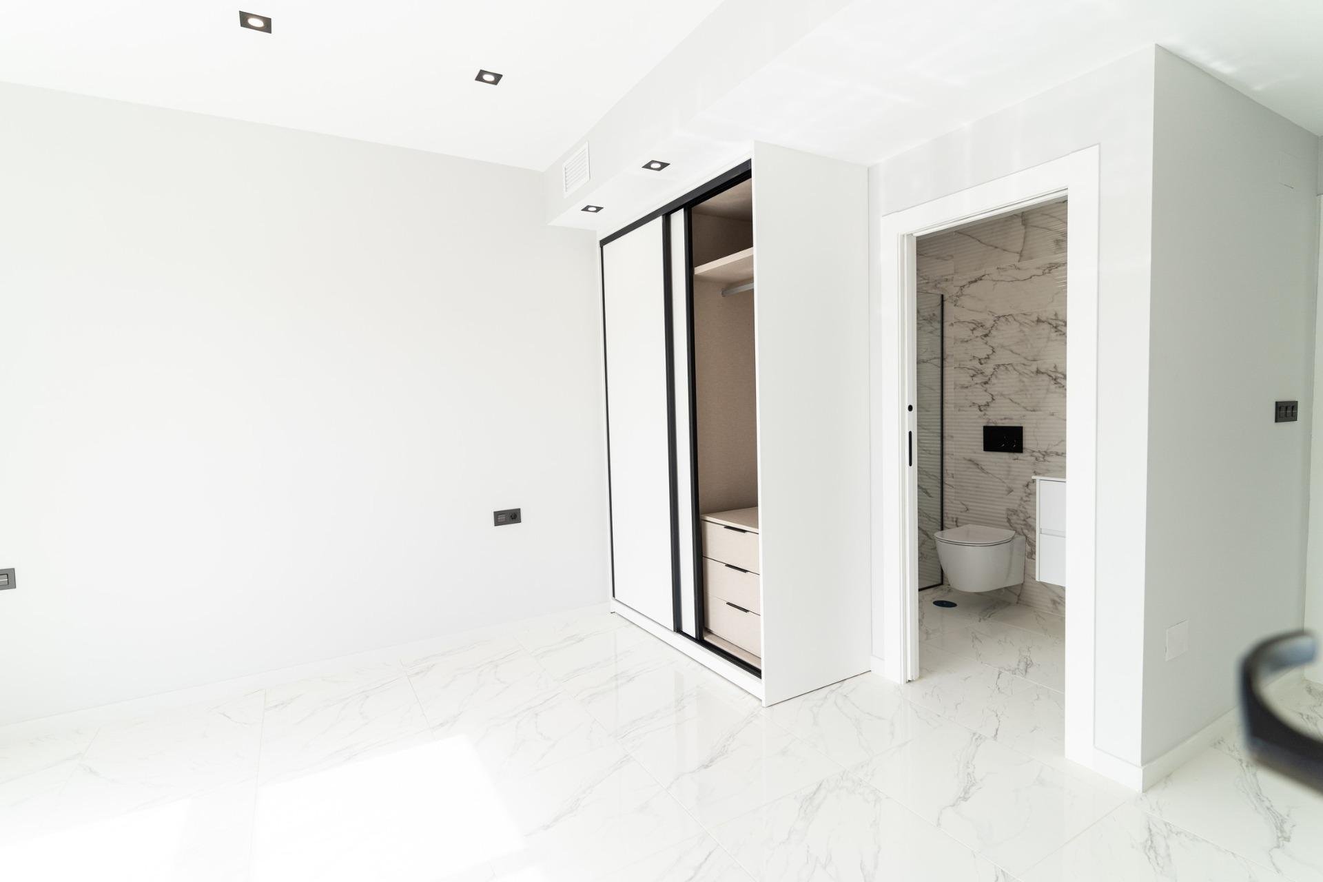 Obra nueva - Villa - Orihuela Costa - Punta Prima