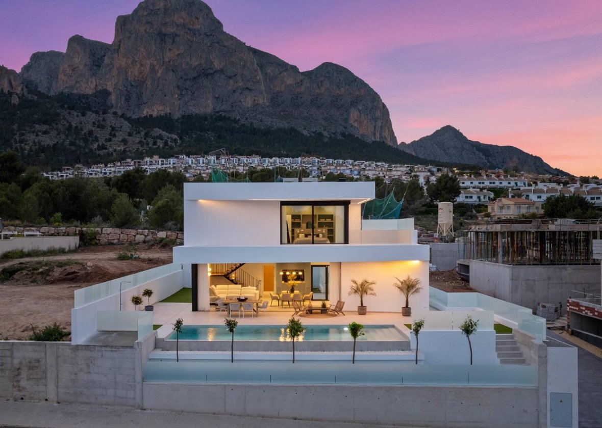 Obra nueva - Villa - Polop - Urbanizaciones