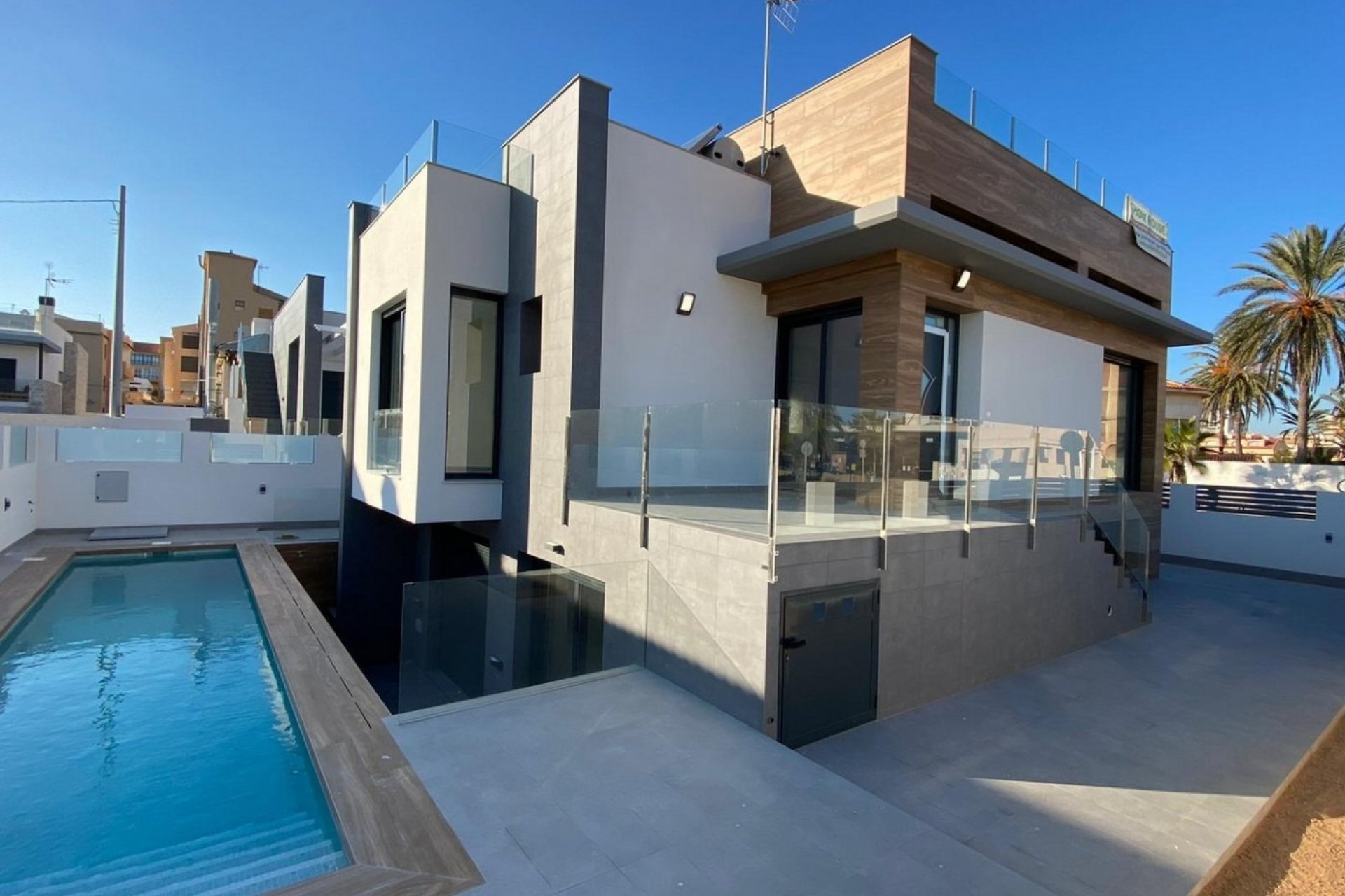 Obra nueva - Villa - Torrevieja - La Mata