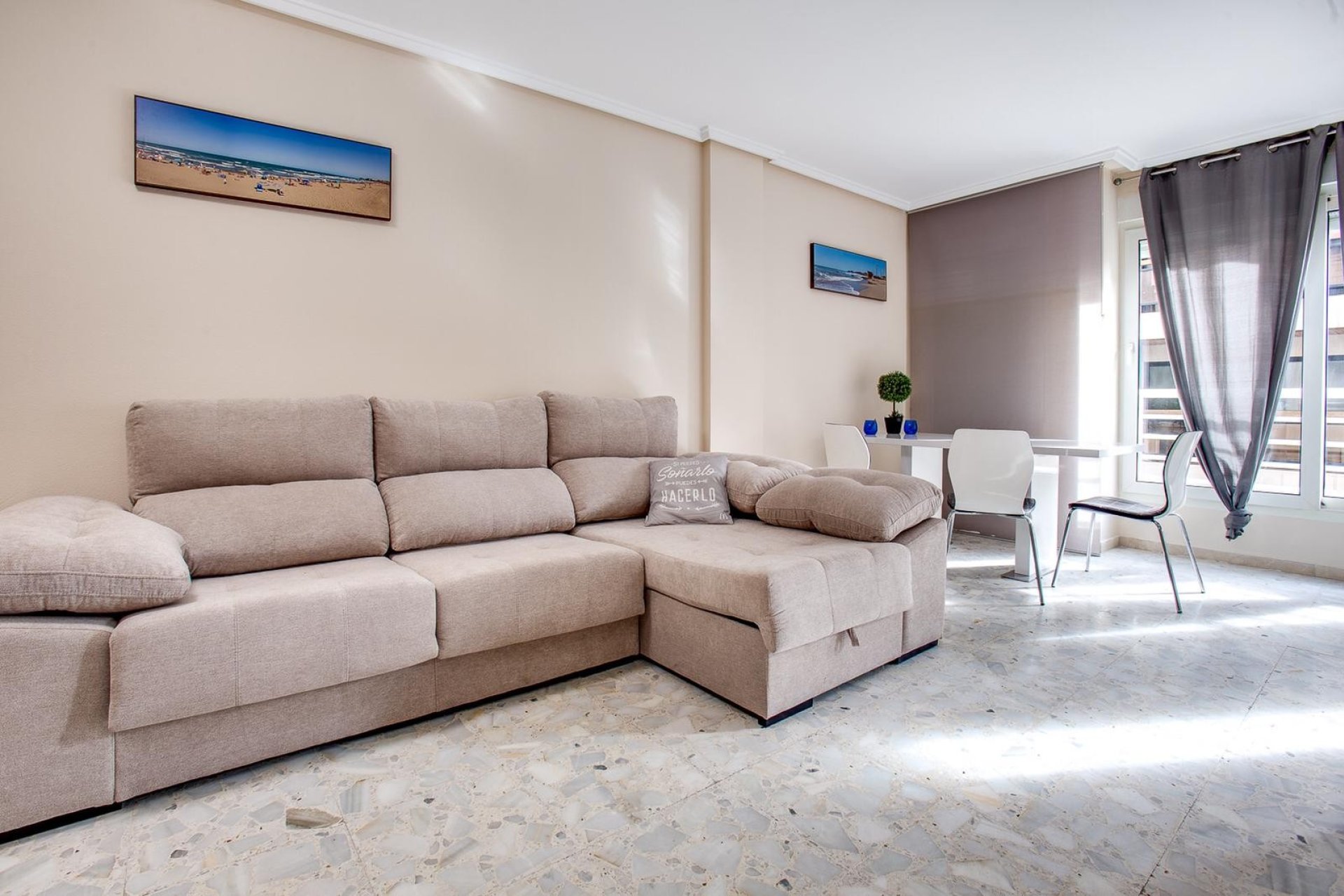 Resale - Apartment / flat - Torrevieja - Centro