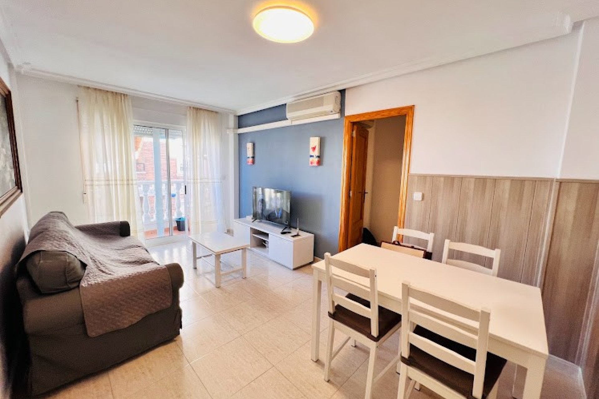 Resale - Apartment / flat - Torrevieja - Centro