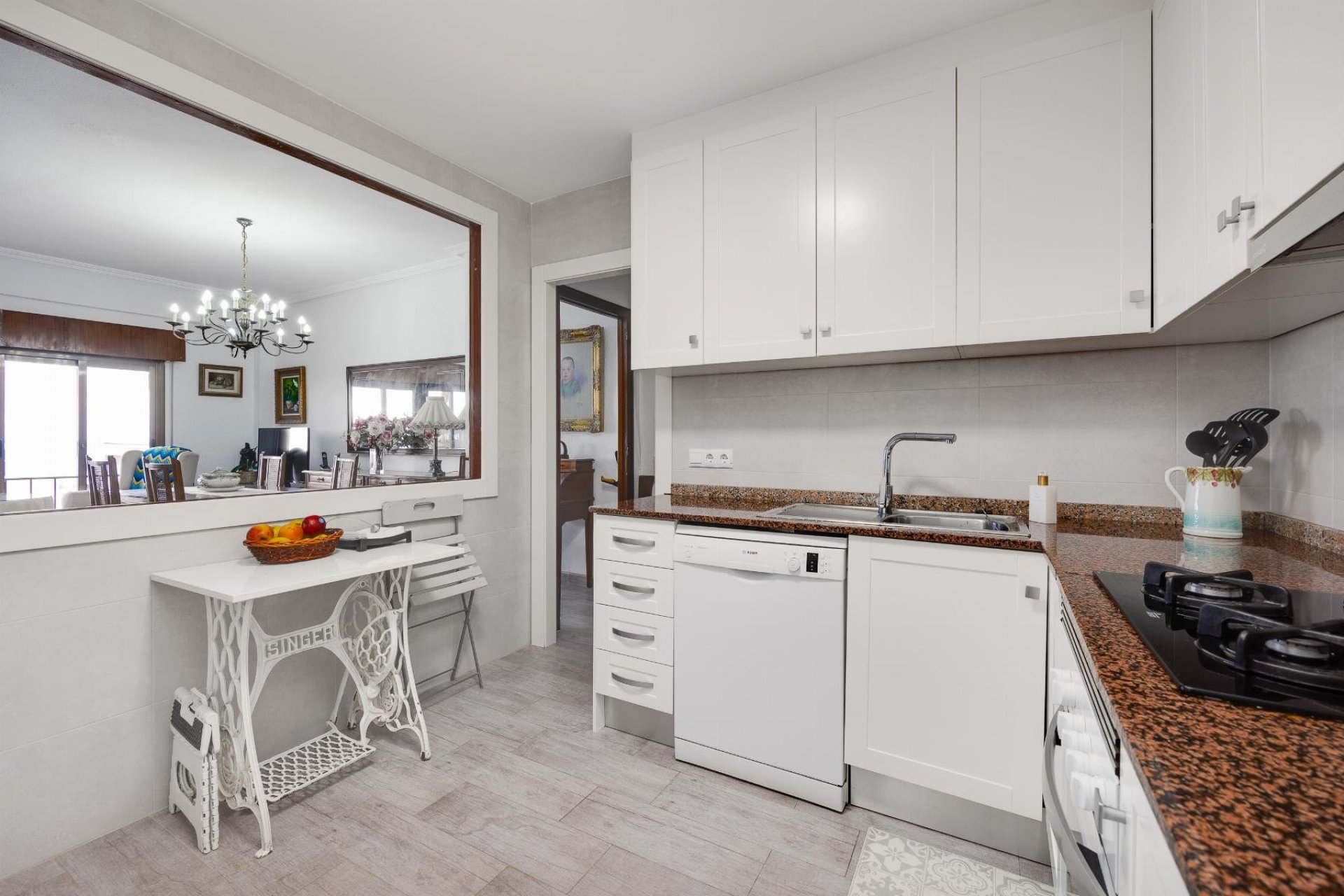 Resale - Apartment / flat - Torrevieja - Centro