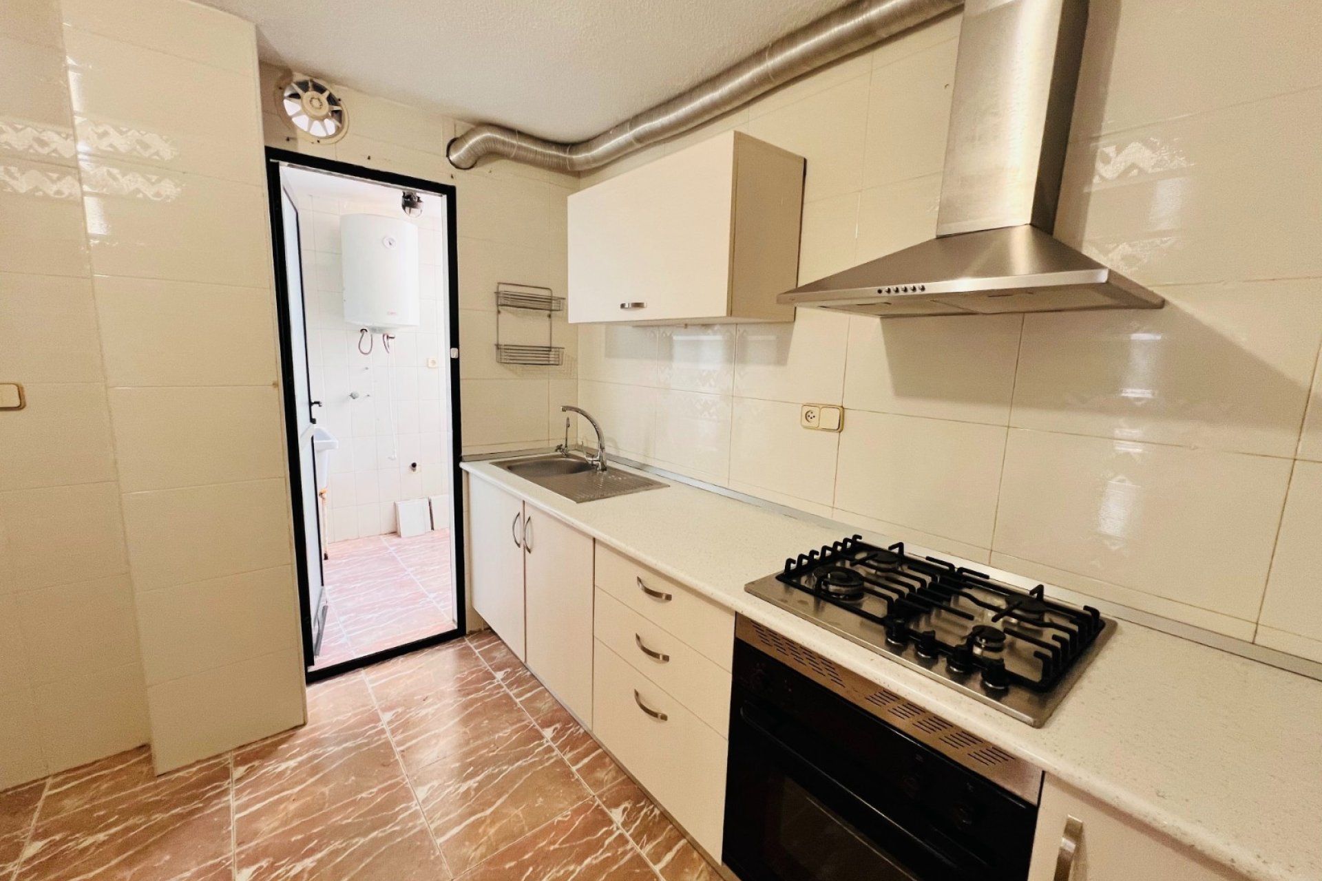 Resale - Apartment / flat - Torrevieja - Centro