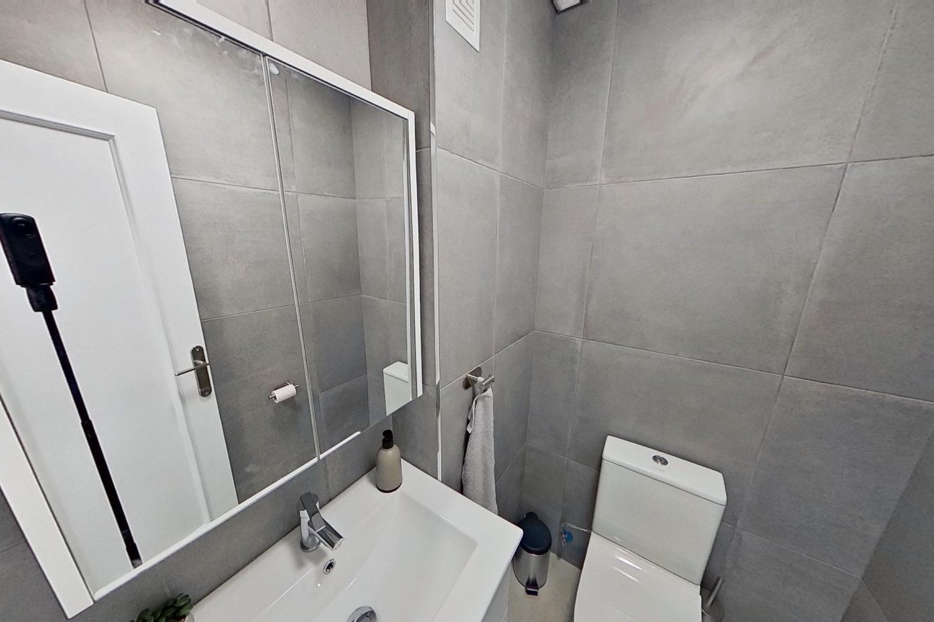 Resale - Apartment / flat - Torrevieja - El acequión