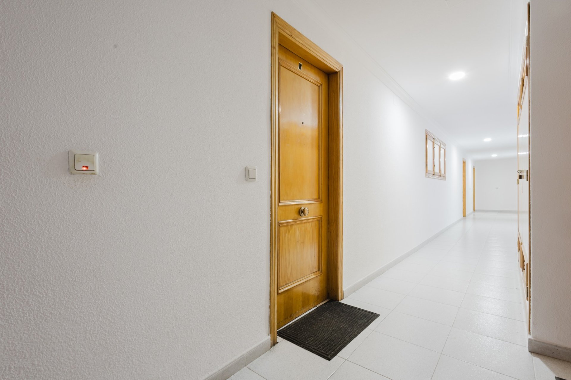 Resale - Apartment / flat - Torrevieja - Playa del Acequión