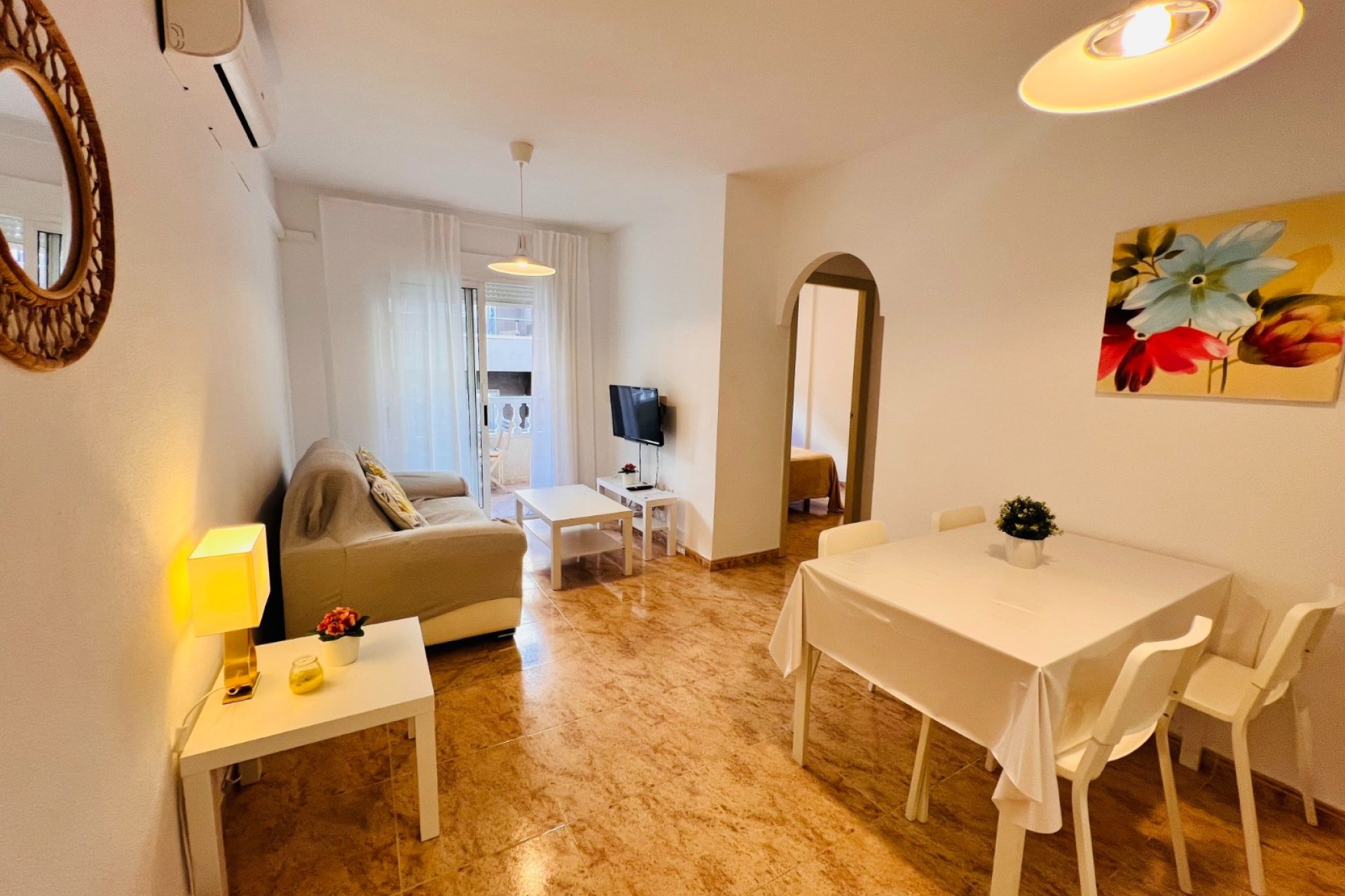 Resale - Apartment / flat - Torrevieja - Playa del Cura