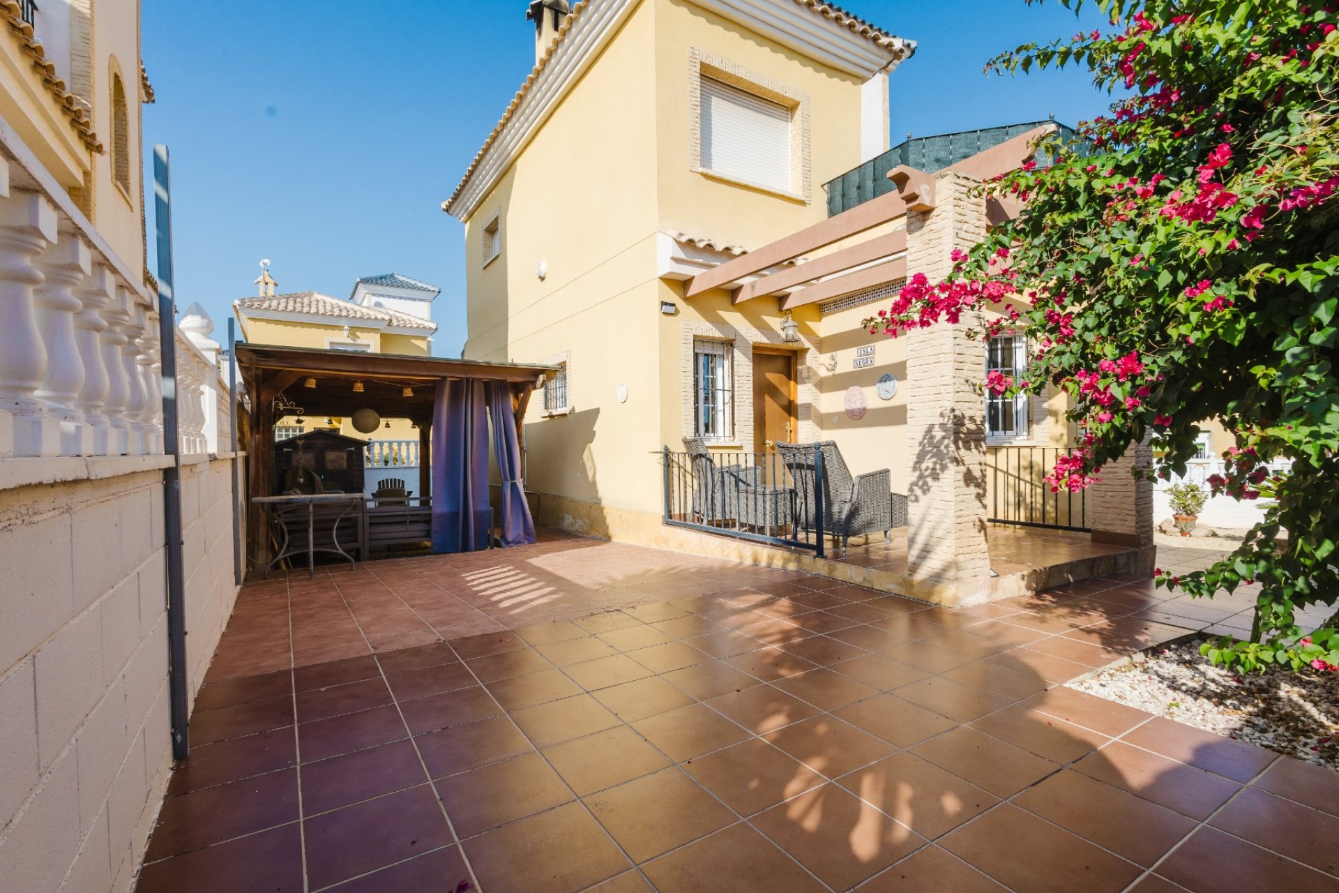 Resale - Chalet - Algorfa