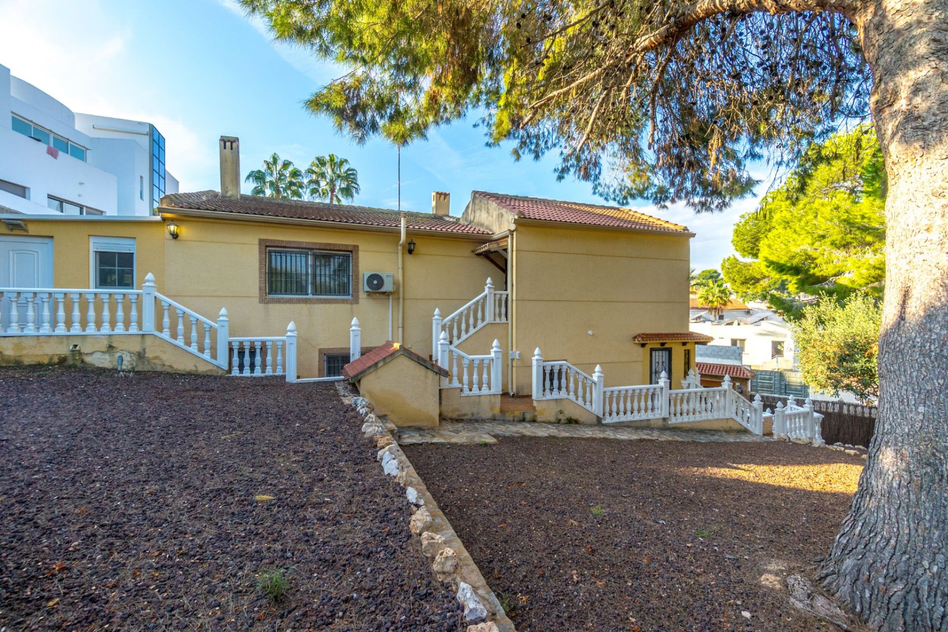 Resale - Chalet - Torrevieja - Los Balcones