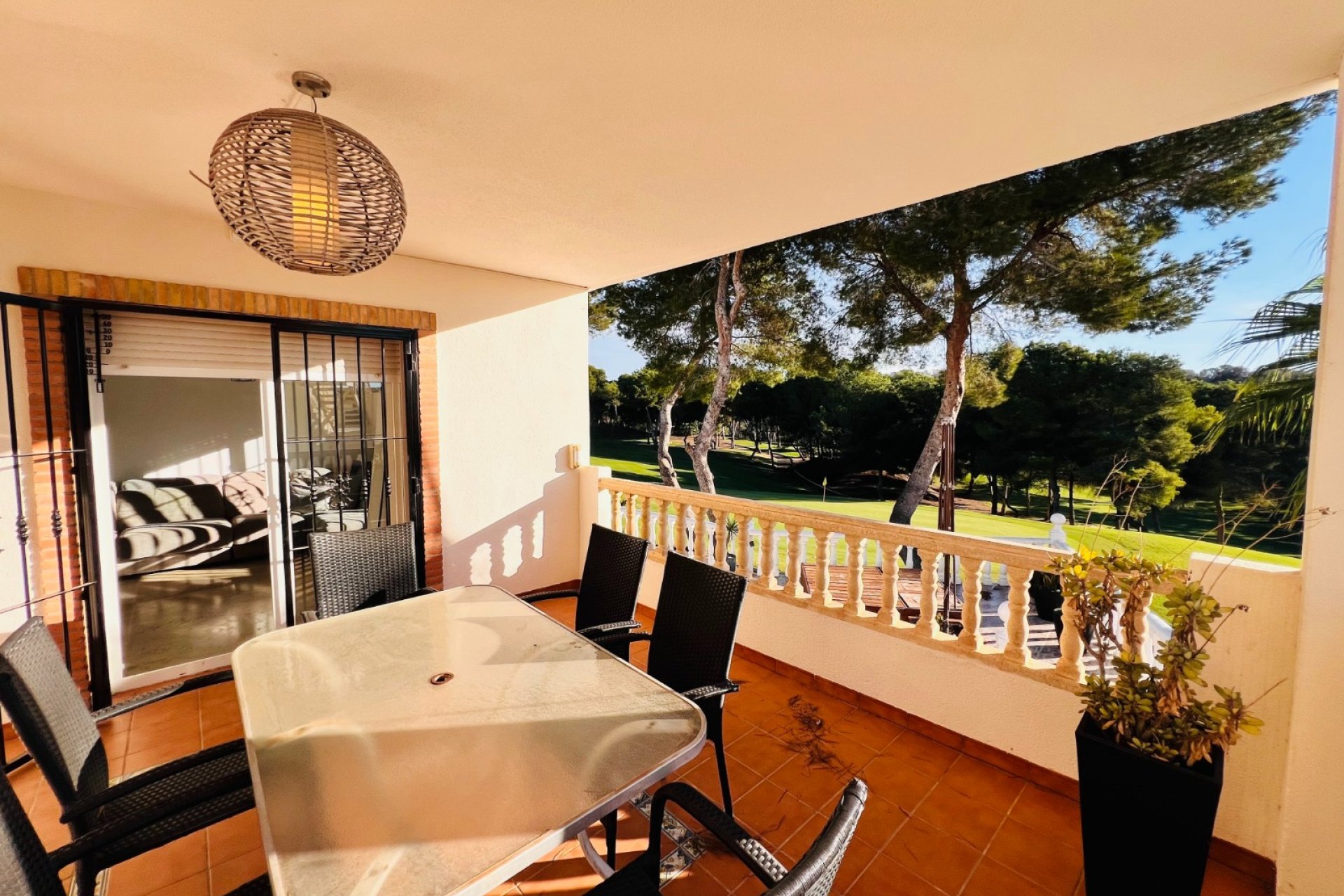 Resale - Villa - Orihuela Costa - Villamartín