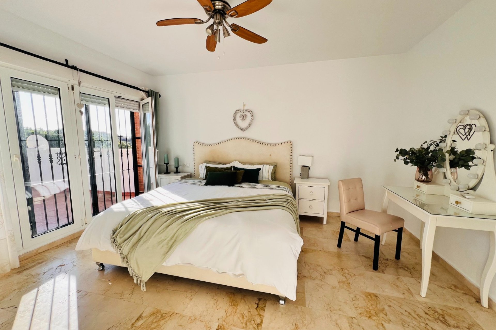 Resale - Villa - Orihuela Costa - Villamartín