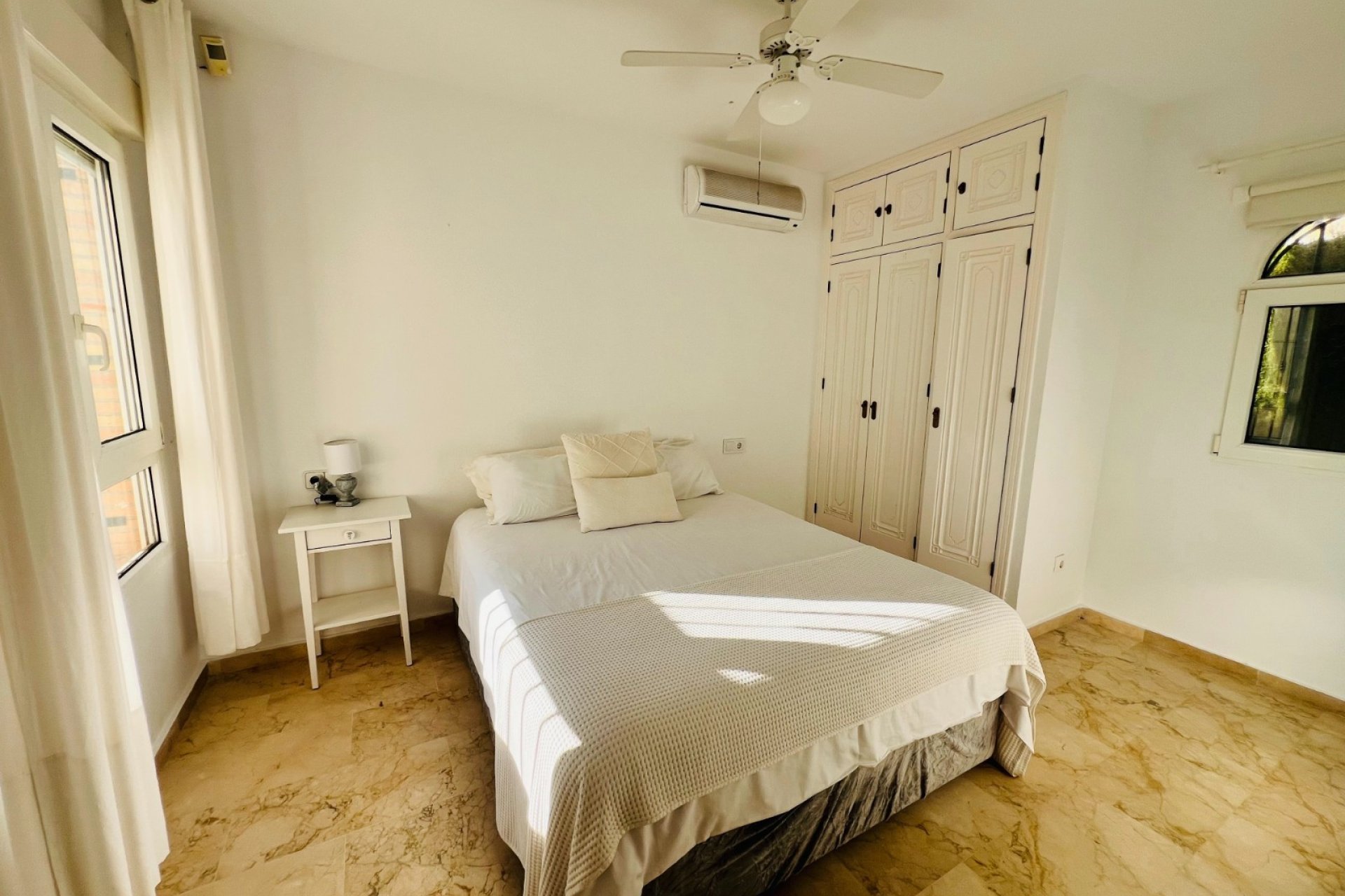 Resale - Villa - Orihuela Costa - Villamartín