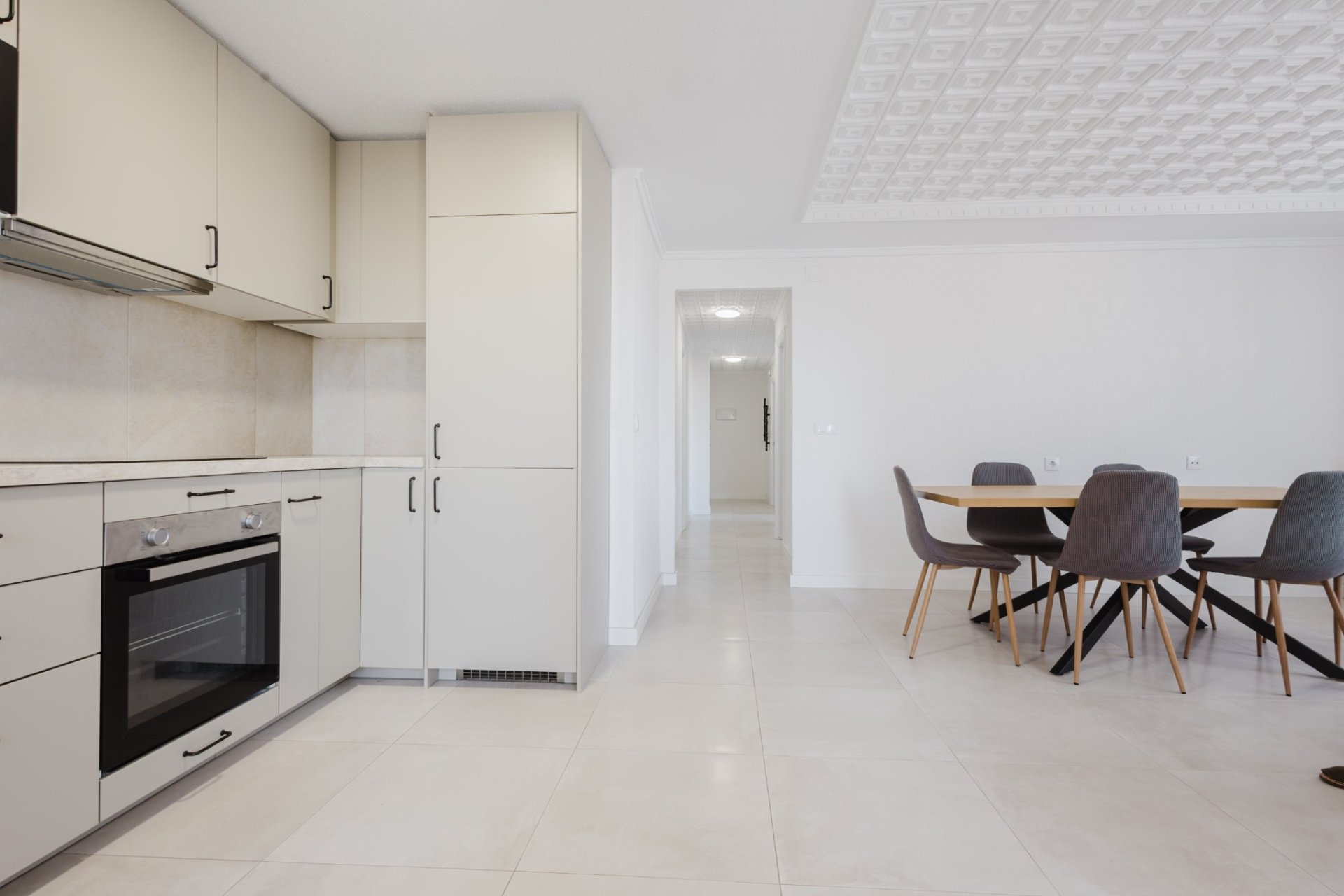 Reventa - Apartamento / piso - Torrevieja - El Acequión - Los Náufragos