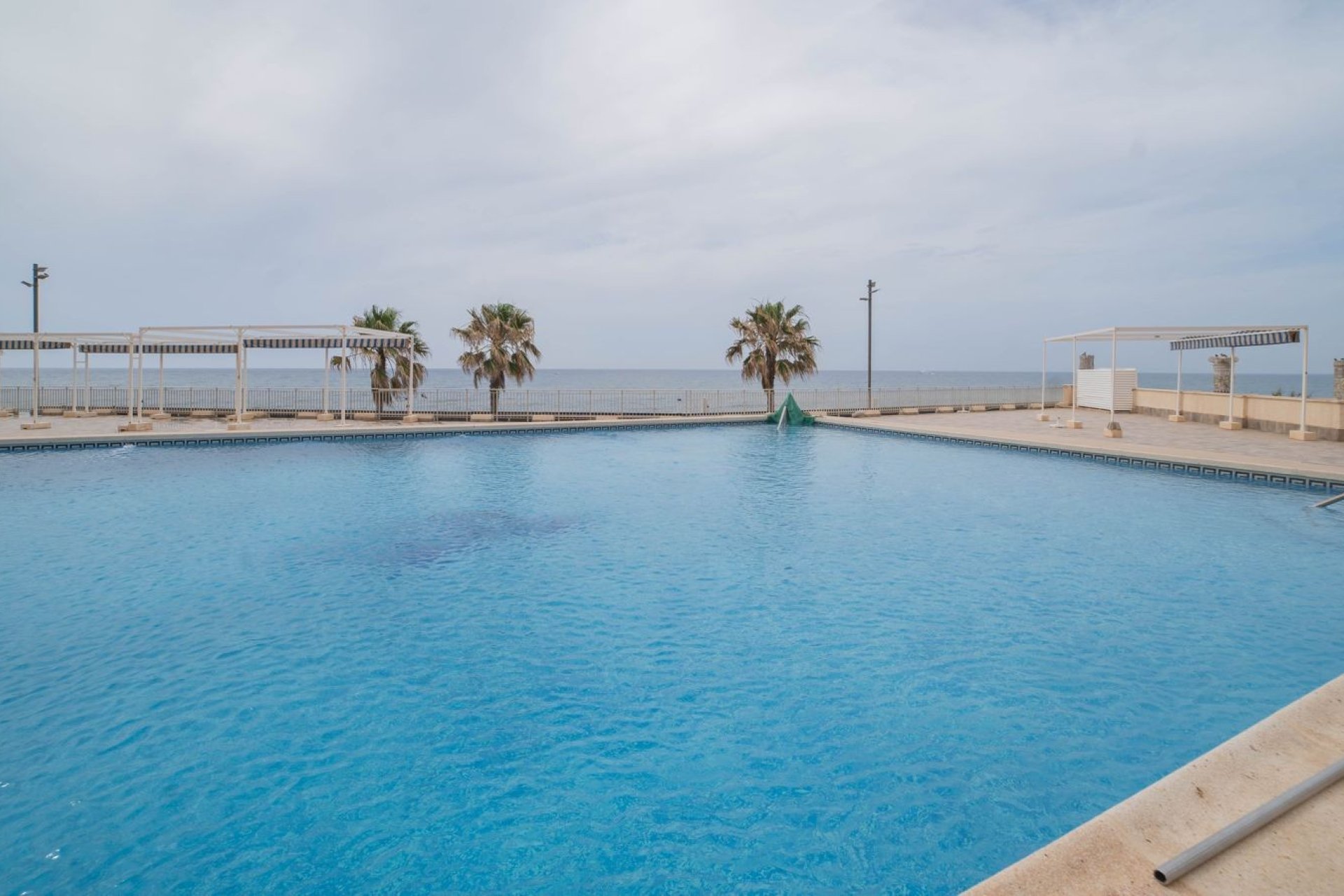 Reventa - Apartamento / piso - Torrevieja - Playa del Cura