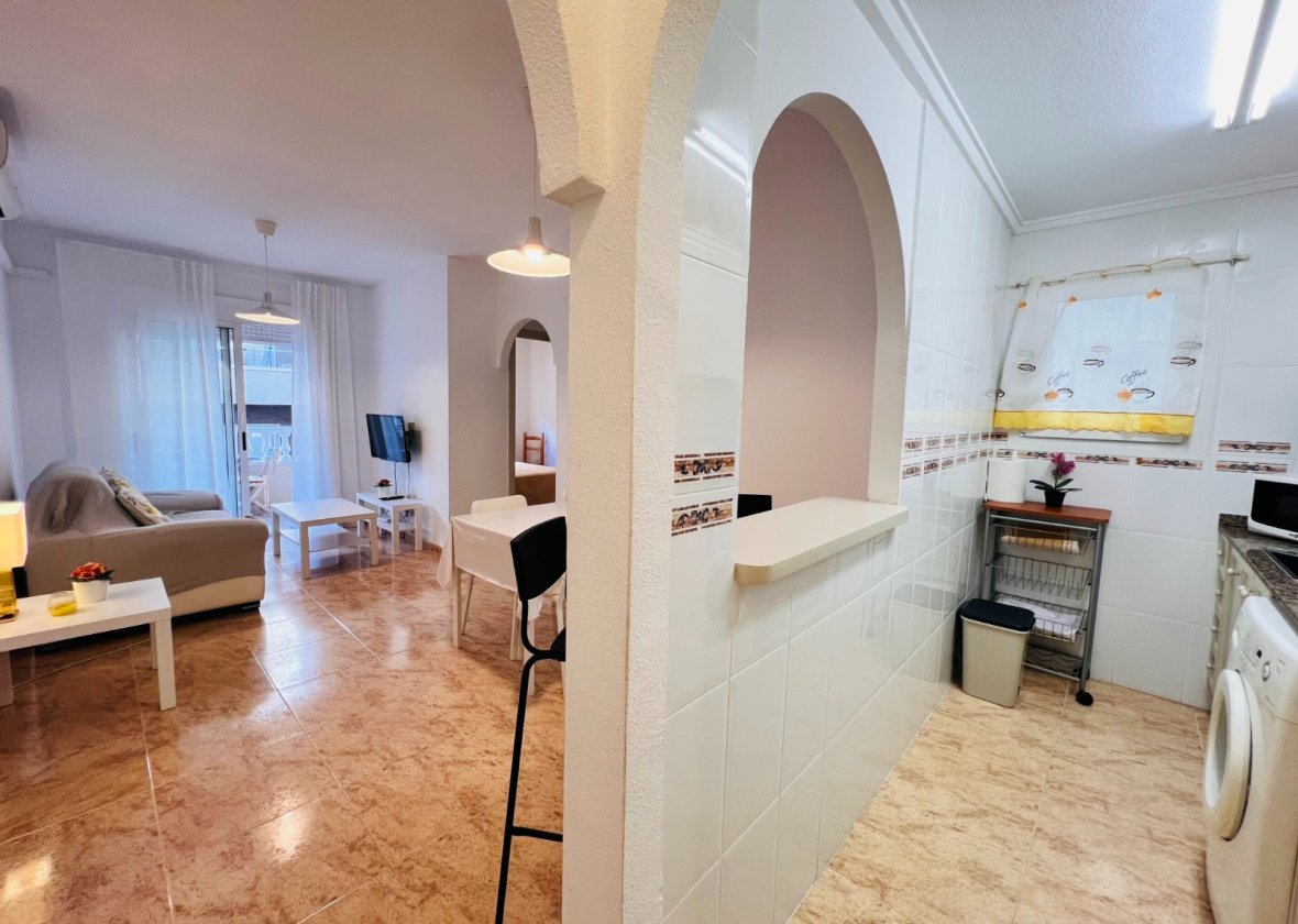 Reventa - Apartamento / piso - Torrevieja - Playa del Cura