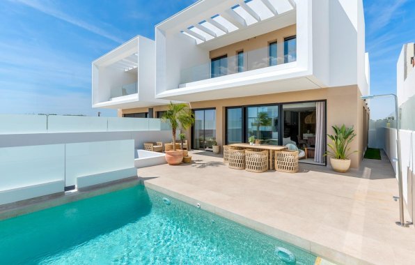 Villa - Neue Gebäude - Dolores - Sector 3