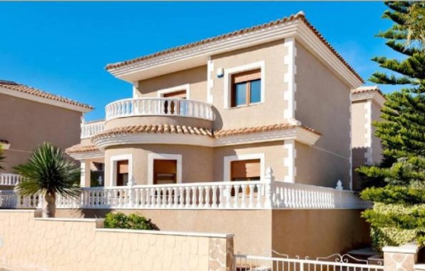 Villa - Neue Gebäude - Torrevieja - Los Altos