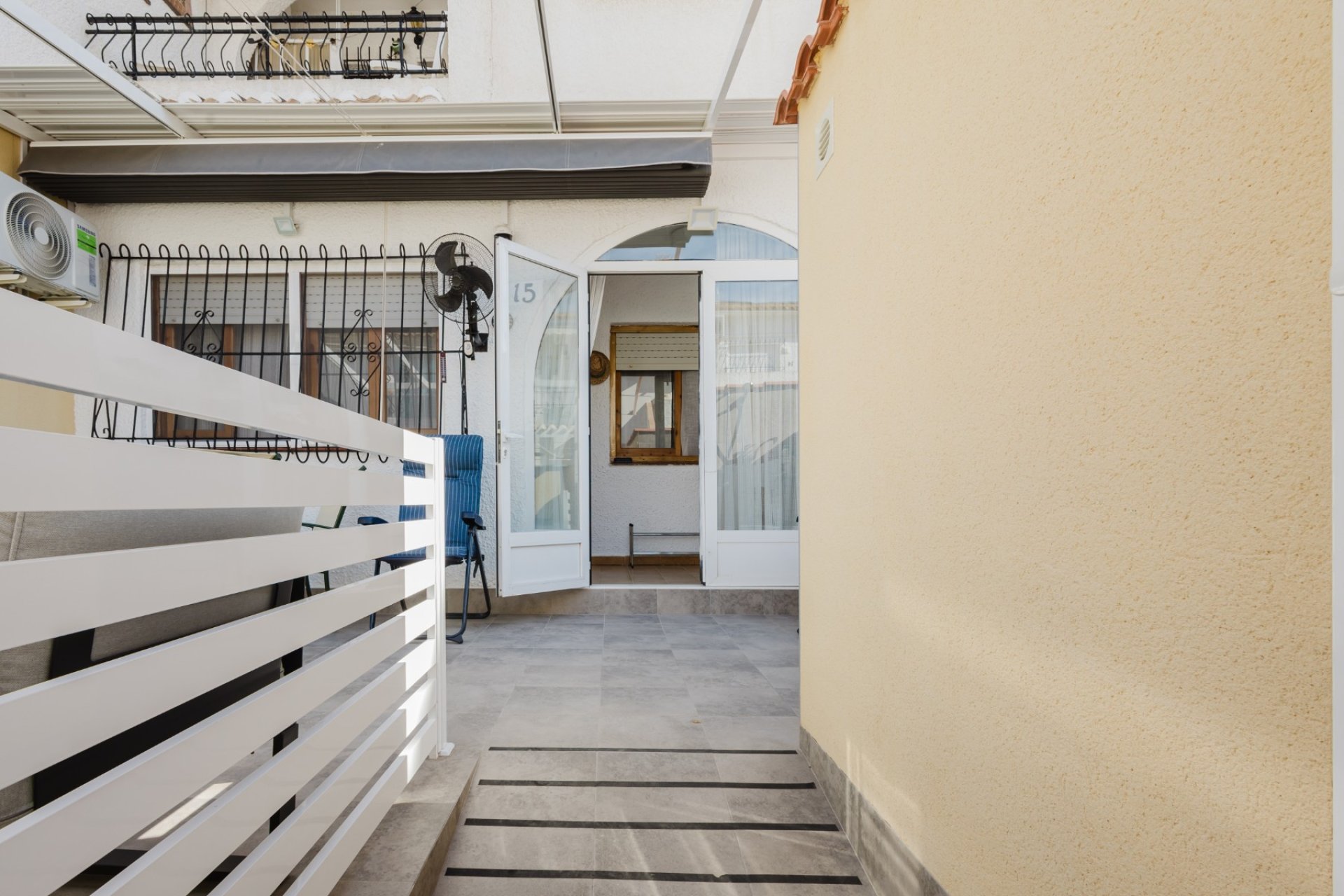 Wiederverkauf - Bungalow - Torrevieja - El Acequión - Los Náufragos