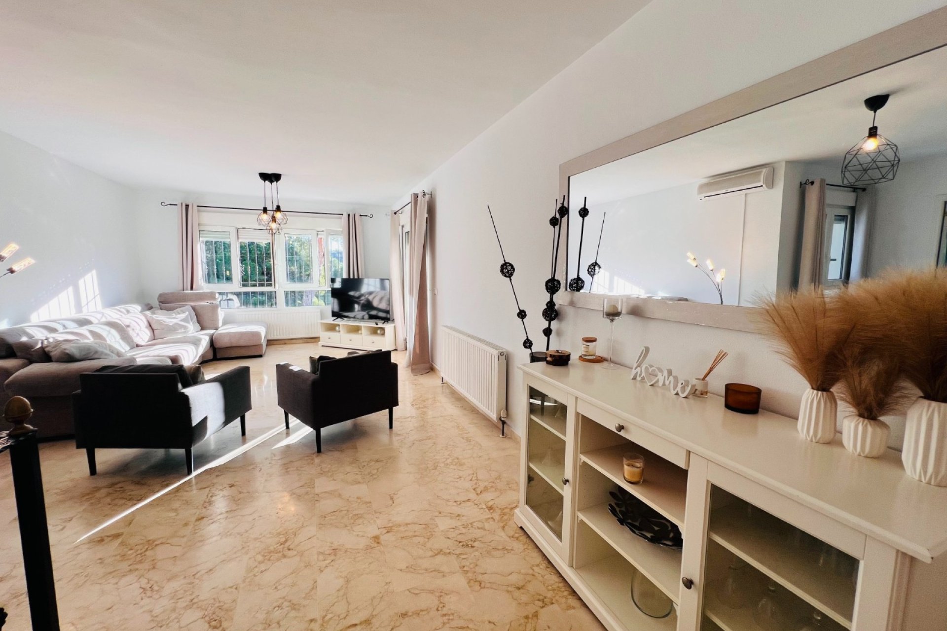 Wiederverkauf - Villa - Orihuela Costa - Villamartín