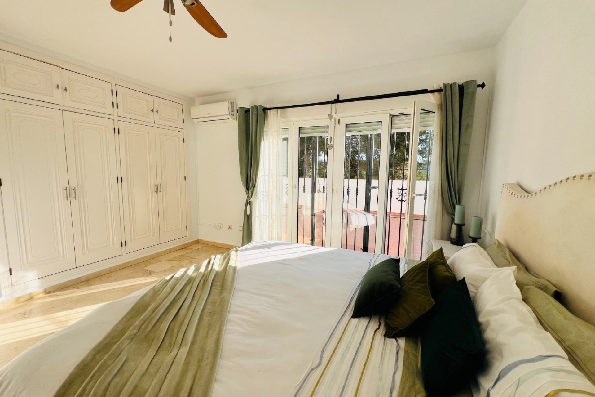 Wiederverkauf - Villa - Orihuela Costa - Villamartín