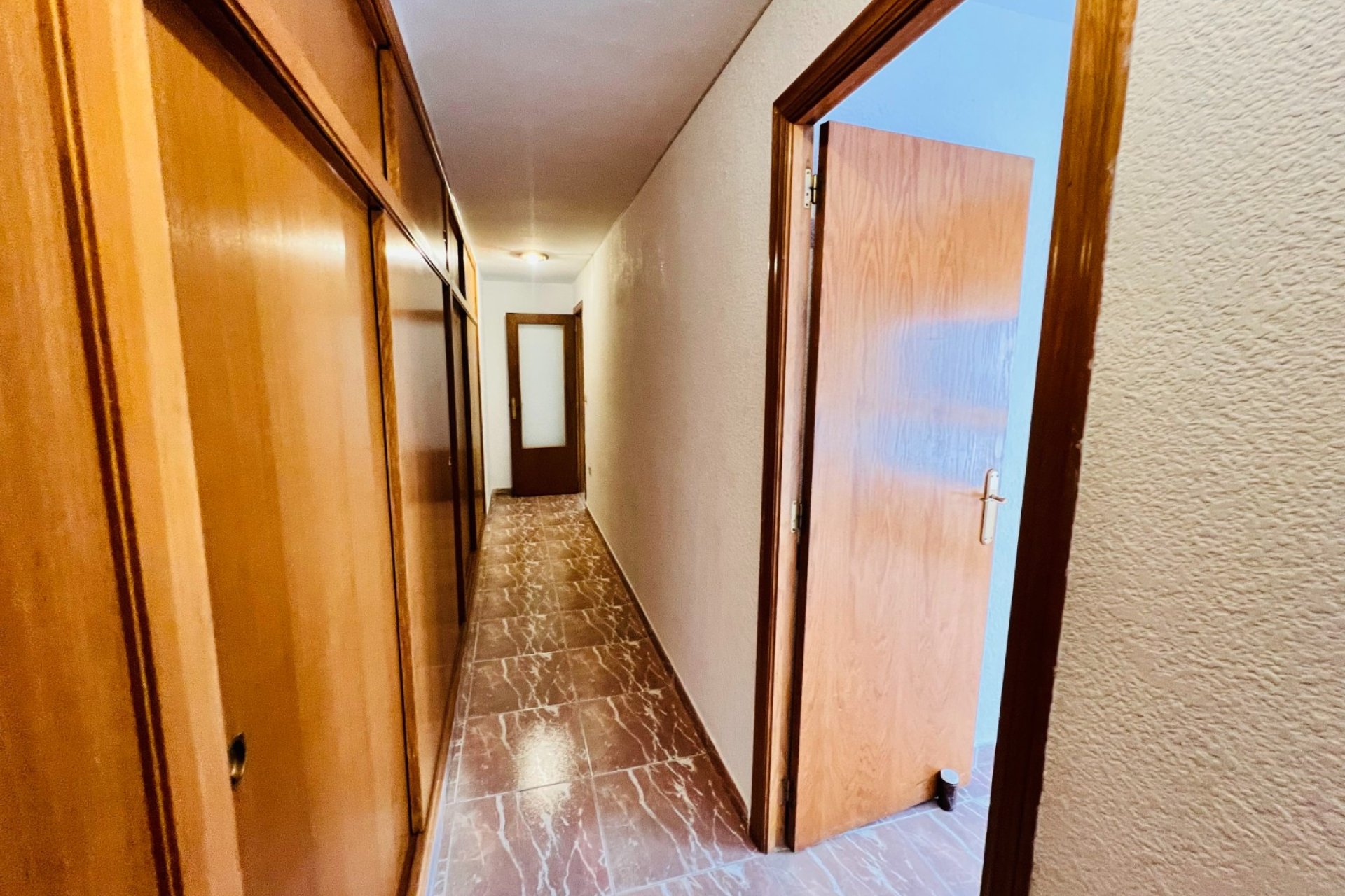 Wiederverkauf - Wohnung - Torrevieja - Centro