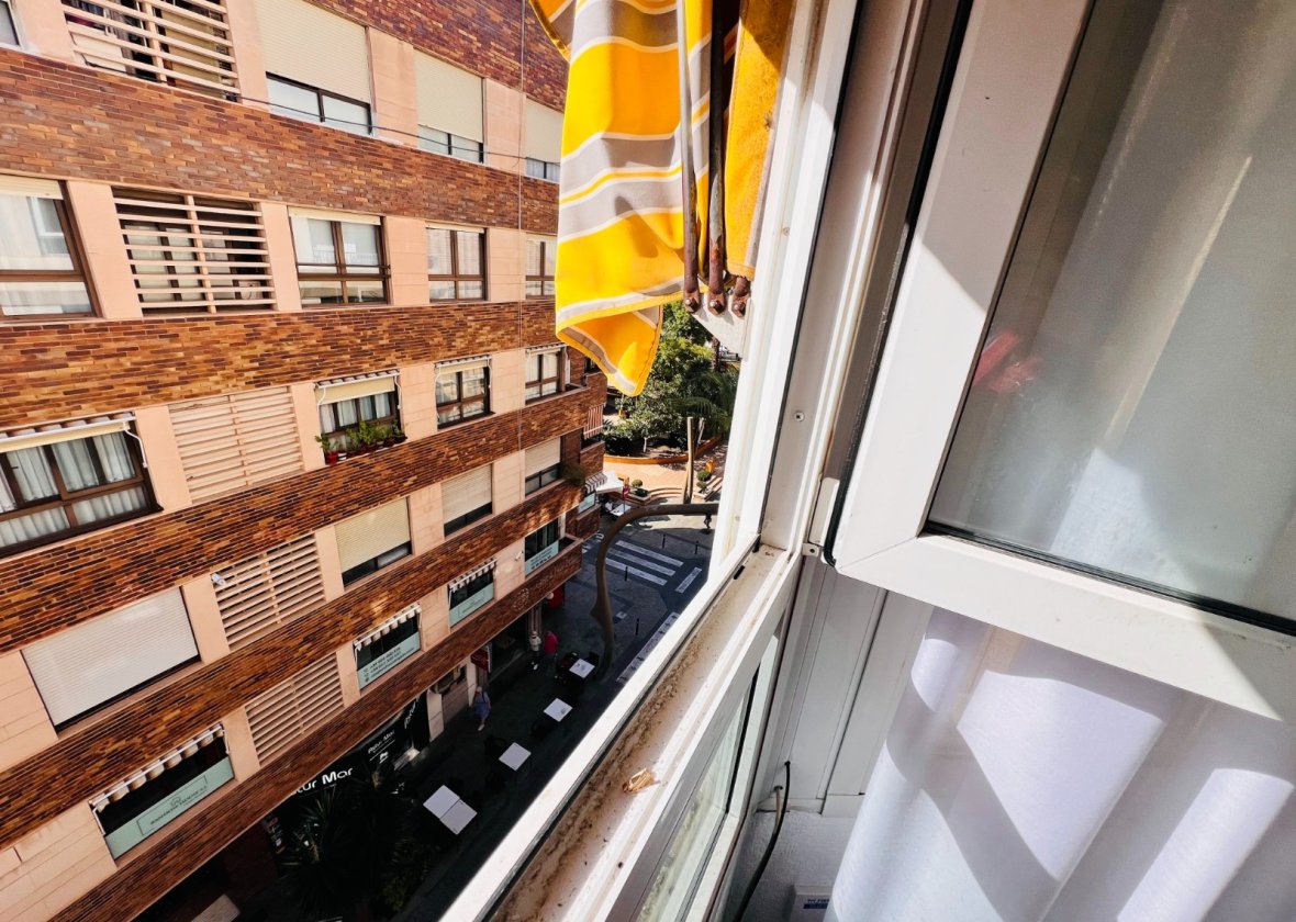 Wiederverkauf - Wohnung - Torrevieja - Centro