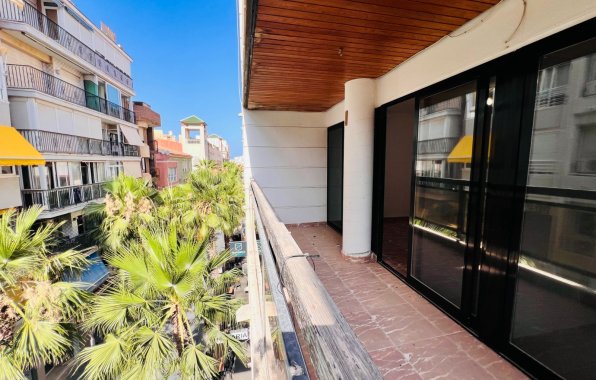 Wohnung - Wiederverkauf - Torrevieja - Centro