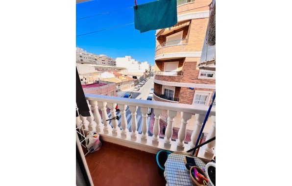 Resale - Apartment / flat - Torrevieja - Centro