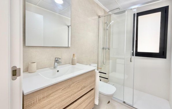 Obra nueva - Town House - Cox - San Fernando