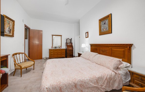 Reventa - Apartamento / piso - Torrevieja - Centro