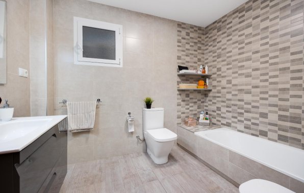 Reventa - Apartamento / piso - Torrevieja - Centro