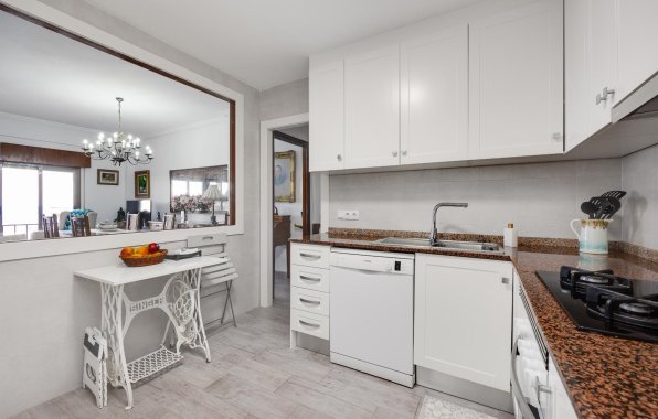 Reventa - Apartamento / piso - Torrevieja - Centro