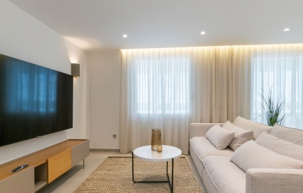 Resale - Apartment / flat - Torrevieja - Playa del Acequión