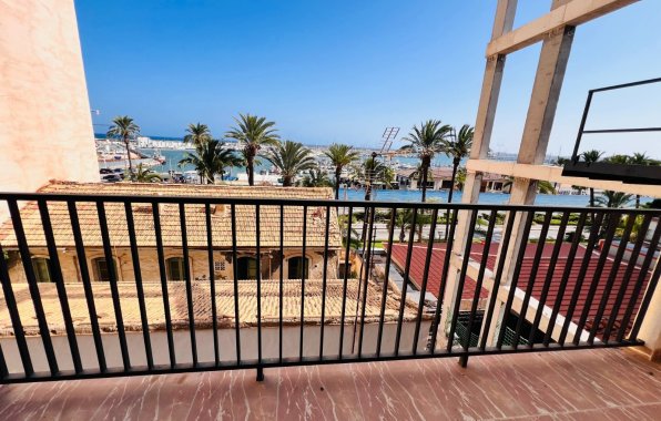 Resale - Apartment / flat - Torrevieja - Centro