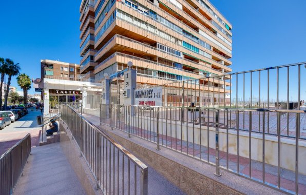 Resale - Apartment / flat - Torrevieja - El acequión
