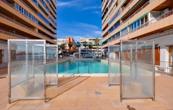 Resale - Apartment / flat - Torrevieja - El acequión