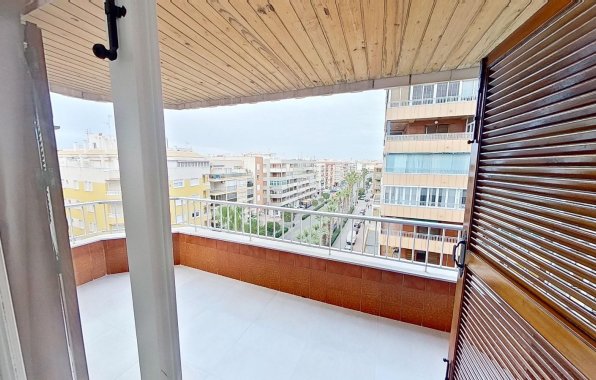 Resale - Apartment / flat - Torrevieja - El acequión